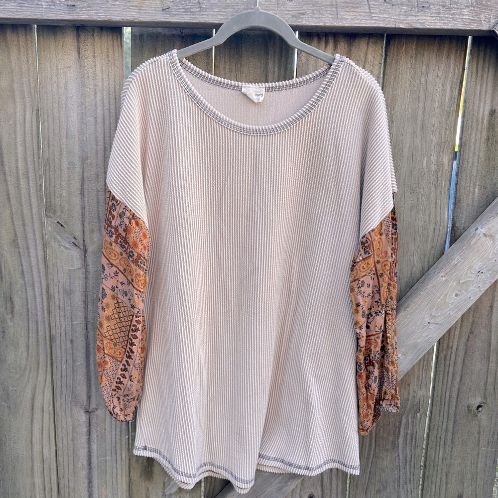 Lovely Melody Boho Mixed Media Ribbed Knit Lightweight Bubble Sleeve Sweater Top